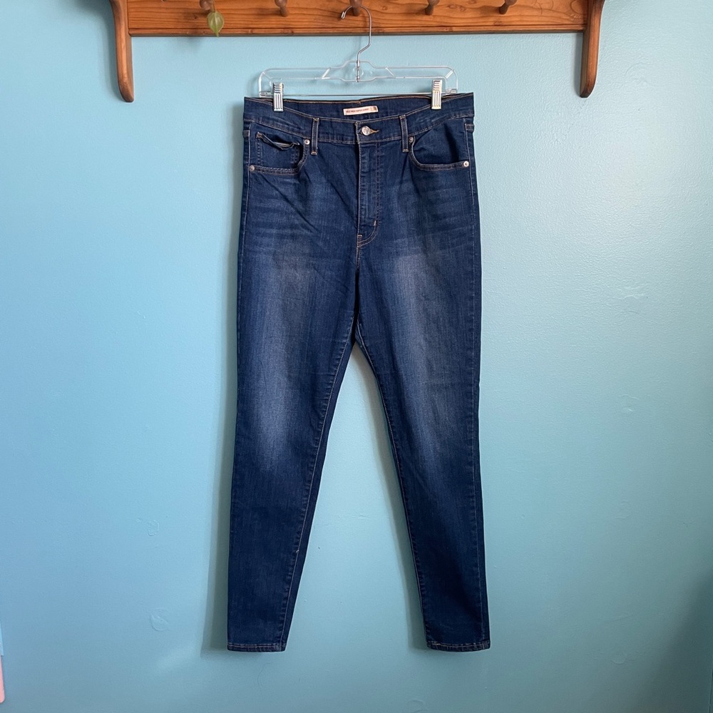 Levi's Women's Skinny Jeans in Deep Indigo